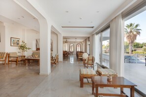 Interior - Apartment 'Family' with Mountain View, Shared Pool and Wi-Fi (Zakynthos)