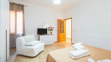 3 habitaciones, tabla de planchar con plancha y wifi gratis