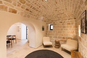 Interior - Palazzina Tommaso Sea View & Wellness "Adults Only" between Ostuni and Fasano (Fasano)