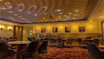 Daily buffet breakfast (INR 450 per person)