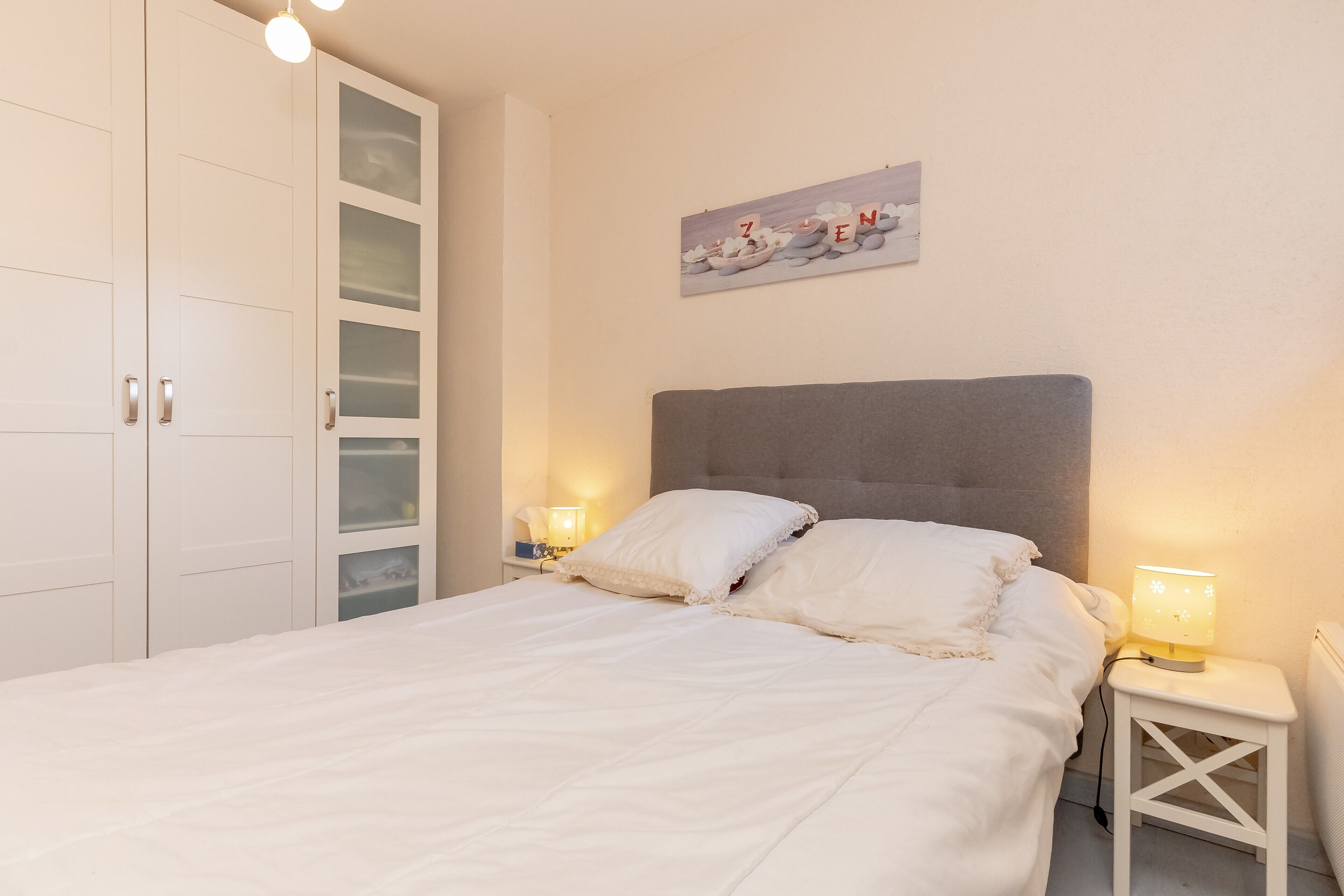 2 bedrooms
