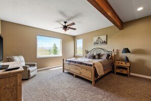 5 Schlafzimmer, Bügeleisen/Bügelbrett, WLAN, Bettwäsche