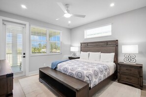 3 Schlafzimmer, Schreibtisch, Bügeleisen/Bügelbrett, kostenloses WLAN