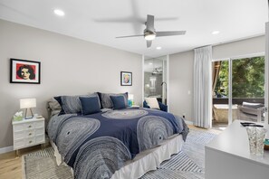 2 habitaciones, tabla de planchar con plancha, cuna de viaje y wifi 