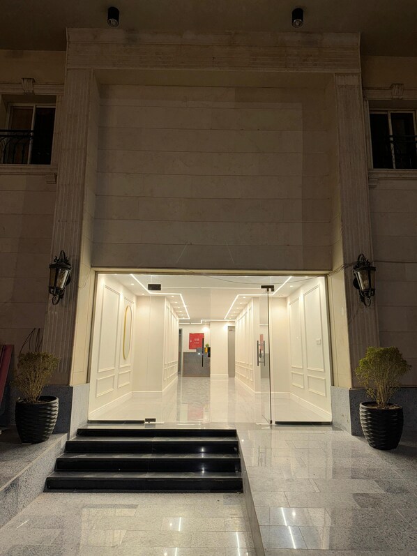 Property entrance - Premium Comfort Living - Medina (Madinah)