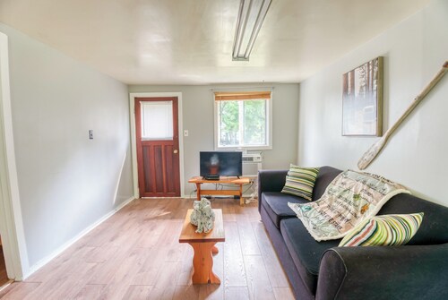 Large Group Lake Haven: 3-Bed/Bunks!, Sleeps 8, Full Kitchen, AC