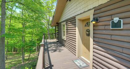 5 Mi to Dtwn Asheville: Tranquil Cabin Retreat!