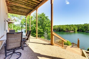 House (4 Bedrooms) | Interior - Swim & Boat Docks: Lakefront Gem in Bella Vista! (Bella Vista)