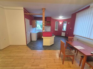Apartment, 2 Bedrooms, Smoking, Balcony | Living room - Mathias 2 Spacious and Comfortable Apartment in Kecskemét (Kecskemet)