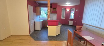 Mathias 2 Spacious and Comfortable Apartment in Kecskemét