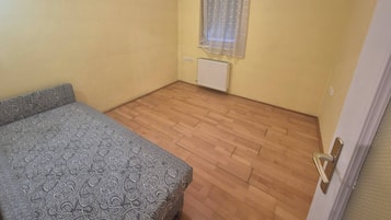 Apartment, 2 Bedrooms, Smoking, Balcony | 3 bedrooms
