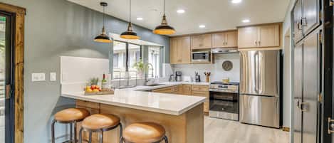 Rumah (5 Bedrooms) | Interior