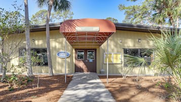 Rumah (2 Bedrooms) | Interior