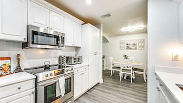 Casa (3 Bedrooms) | Interior