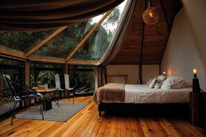 Suite, Mountain View