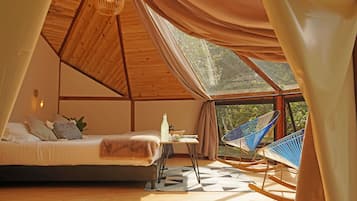 Suite, Bergblick | 1 Schlafzimmer, kostenloses WLAN, Bettwäsche