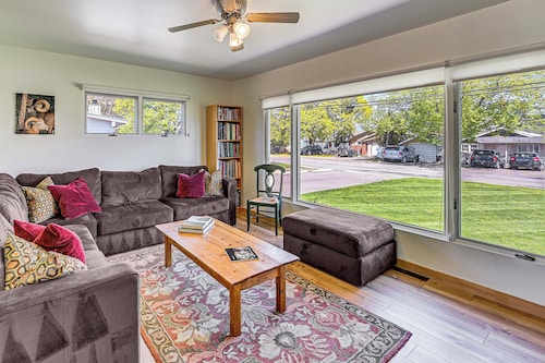 Walk to Flathead Lake: Airy Home w/ Mtn Views!