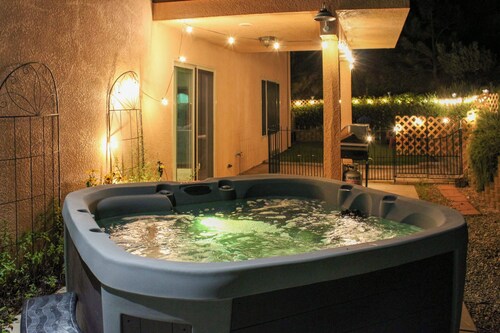 Hot Tub, Games & Sports: Luxury Yosemite Escape