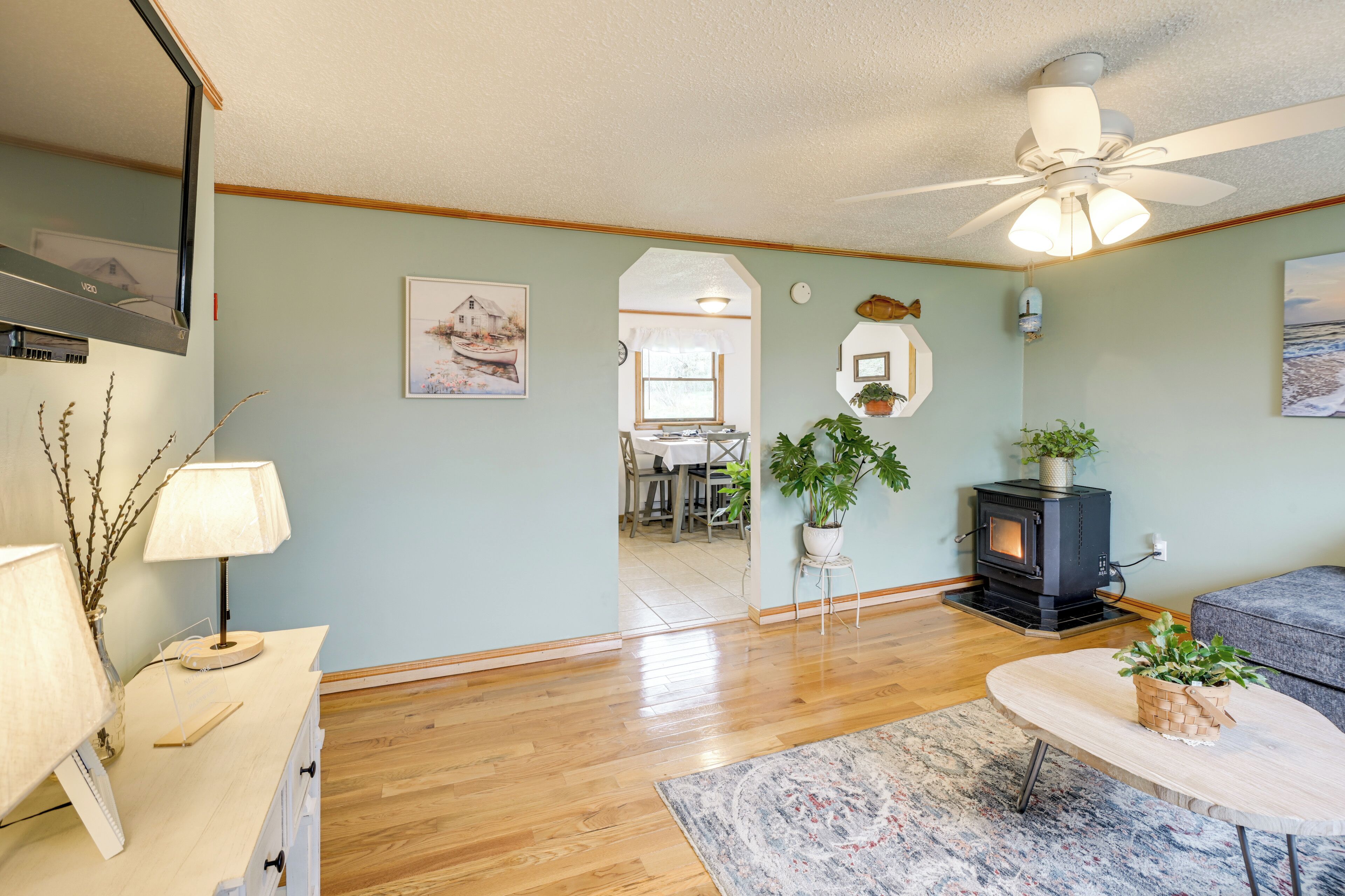 House (3 Bedrooms) | Interior