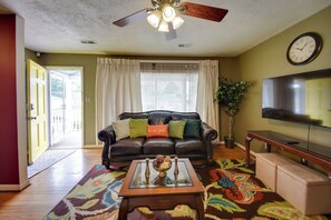 House (4 Bedrooms) | Interior