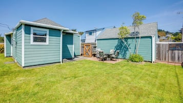 Cottage (2 Bedrooms) | Interior