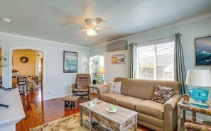 Cottage (2 Bedrooms) | Interior