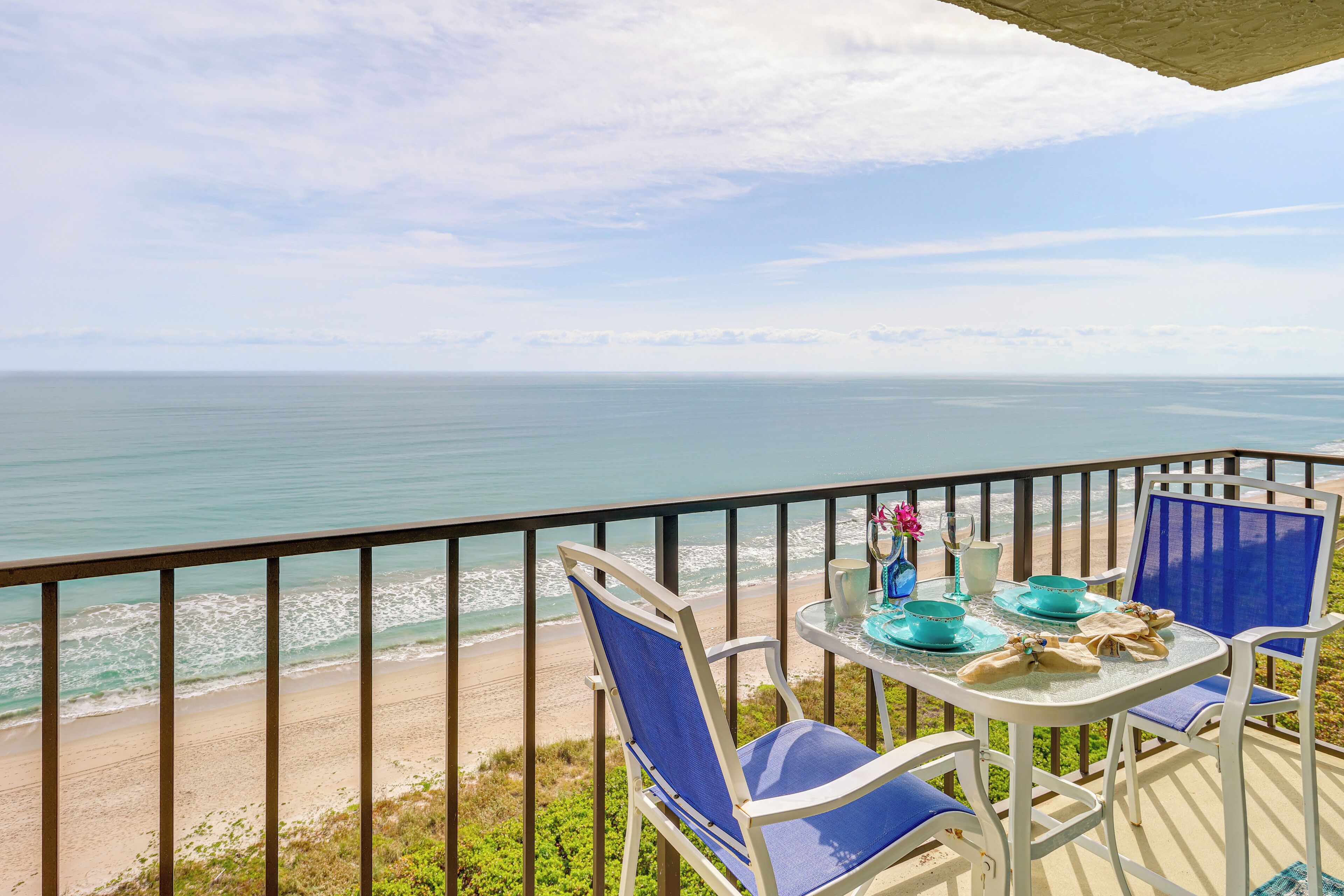 Apartment (2 Bedrooms) | Outdoor dining