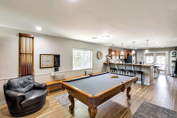 المنشأة من الداخل