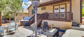 4 Mi to Fool Hollow Lake: Show Low Home w/ Hot Tub