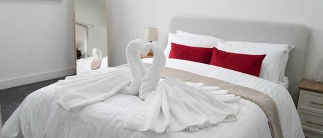 1 chambre, fer et planche à repasser, Wi-Fi, draps fournis