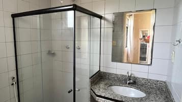 Comfort Double Room | Bathroom