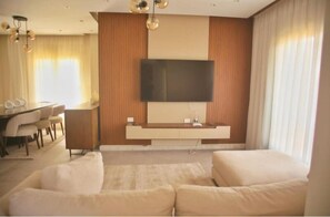 Villa, Patio, Garden View | Dining room - Settle Inn Cairo Festival City Villa (New Cairo)
