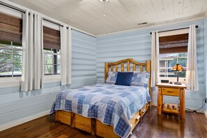 2 slaapkamers, een strijkplank/strijkijzer, gratis wifi, beddengoed