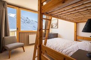 3 chambres, lit de bébé portatif, accès au Wi-Fi (inclus)