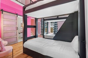 3 chambres, fer et planche à repasser, Wi-Fi