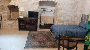 1 chambre, fer et planche Ă repasser, lit parapluie, Wi-Fi gratuit