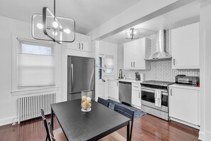 Fridge, microwave, oven, dishwasher - NEW! Cozy Getaway | Quiet Neighborhood Near DT (Baltimore)