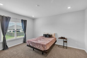 4 Schlafzimmer, WLAN, Bettwäsche