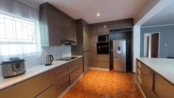 Fridge, microwave, oven