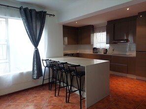 Fridge, microwave, oven