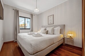 Fer et planche Ă repasser, lit parapluie, Wi-Fi gratuit, draps fournis