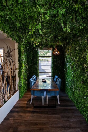 Tala A Luxe Elwood Experience