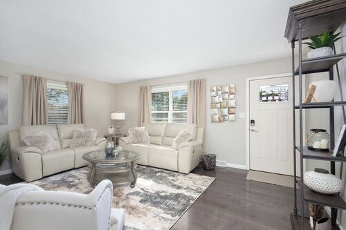 4.2 mi - TBK Sports Complex, 8.6 mi - Airport