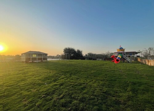 Tophill 25 acre Farmstay