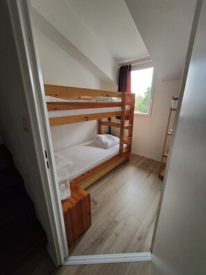 2 Schlafzimmer, Bügeleisen/Bügelbrett, WLAN