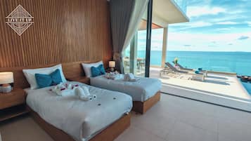 Deluxe-Villa, 4 Schlafzimmer, Meerblick | Zimmersafe, individuell dekoriert, individuell eingerichtet