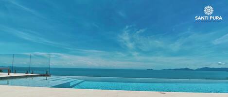 In-room safe, individually decorated, individually furnished, desk