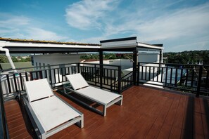 Apartment, Lanai, Hill View | Terrace/patio