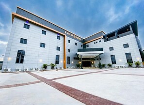 Exterior -  BASLEY HOTEL KUBWA ABUJA (Abuja)