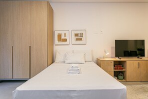 Bügeleisen/Bügelbrett, Internetzugang, Bettwäsche